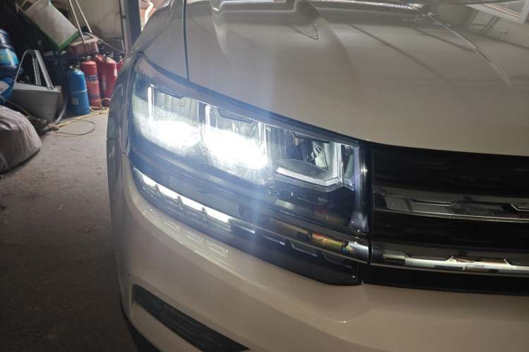 Used Volkswagen Tharu 2020 280TSI Two-Wheel Drive Comfort Edition China VI Standard Right Front Headlight