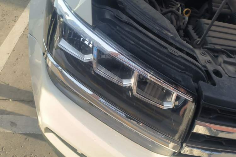 Used Volkswagen Tharu 2020 280TSI Two-Wheel Drive Trend Edition China VI Standard Right Front Headlight