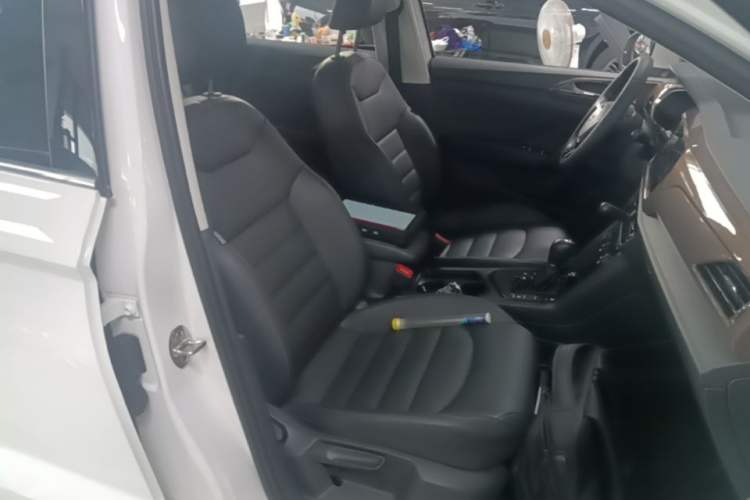 Used Volkswagen Tharu 2020 280TSI Two-Wheel Drive Luxury Plus Version China VI Standard Right Front Seat