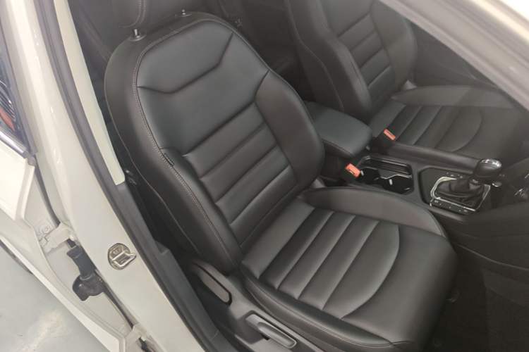Used Volkswagen Tharu 2020 280TSI Two-Wheel Drive Luxury Edition China VI Standard Right Front Seat