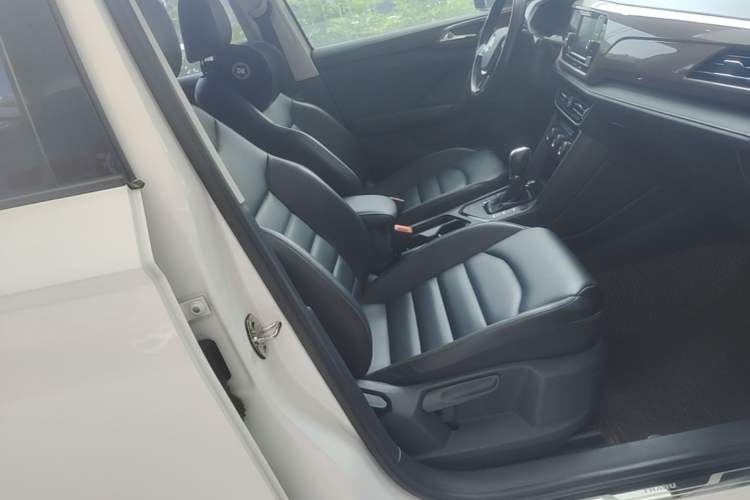 Used Volkswagen Tharu 2020 280TSI Two-Wheel Drive Comfort Edition China VI Standard Right Front Seat