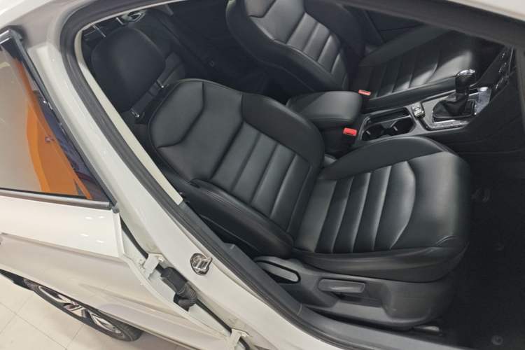 Used Volkswagen Tharu 2020 280TSI Two-Wheel Drive Comfort Edition China VI Standard Right Front Seat