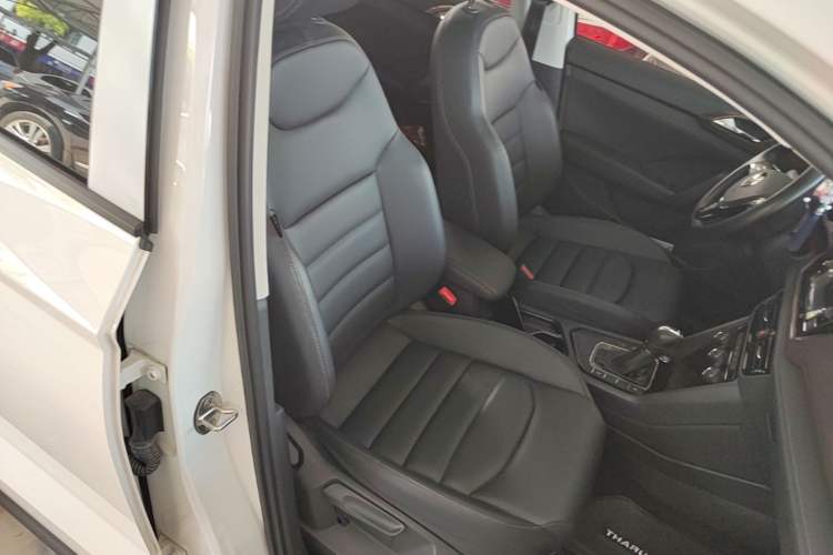 Used Volkswagen Tharu 2020 280TSI Two-Wheel Drive Comfort Edition China VI Standard Right Front Seat