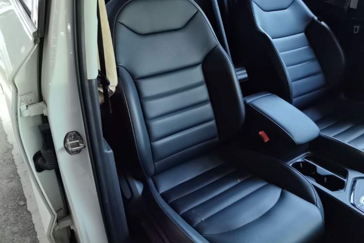 Used Volkswagen Tharu 2020 280TSI Two-Wheel Drive Luxury Plus Version China VI Standard Right Front Seat