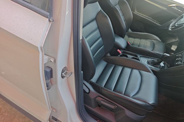 Used Volkswagen Tharu 2020 280TSI Two-Wheel Drive Comfort Edition China VI Standard Right Front Seat