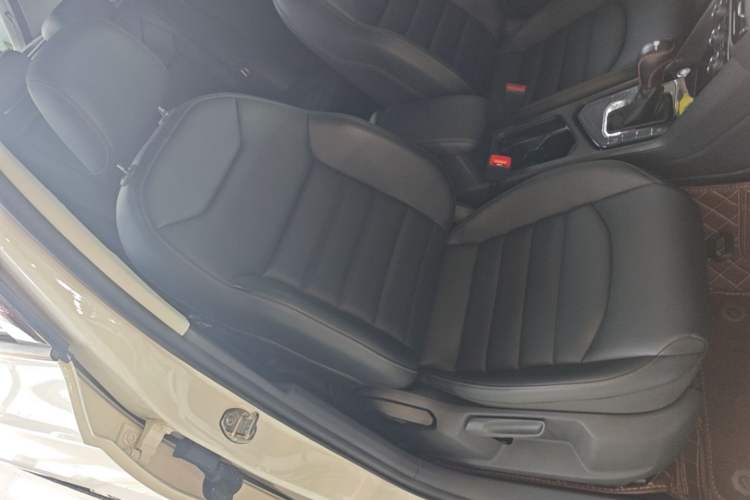 Used Volkswagen Tharu 2020 280TSI Two-Wheel Drive Comfort Edition China VI Standard Right Front Seat