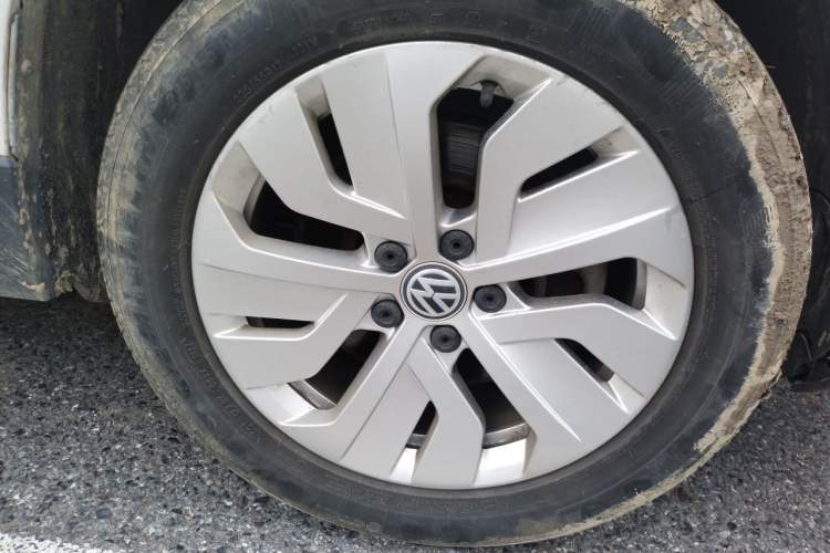 Used Volkswagen Tharu 2020 280TSI Two-Wheel Drive Comfort Edition China V Standard Right Front Wheel Hub
