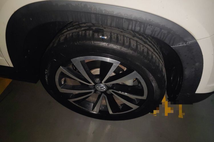 Used Volkswagen Tharu 2020 280TSI Two-Wheel Drive Luxury Edition China VI Standard Right Front Wheel Hub