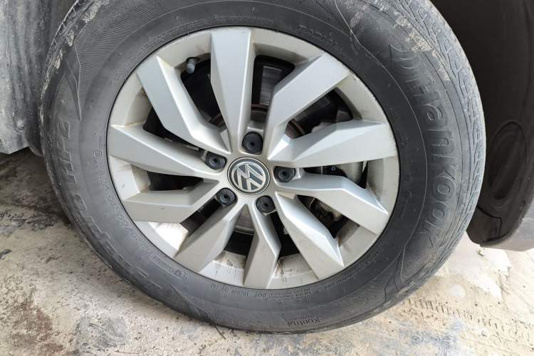 Used Volkswagen Tharu 2020 280TSI Two-Wheel Drive Trend Edition China VI Standard Right Front Wheel Hub
