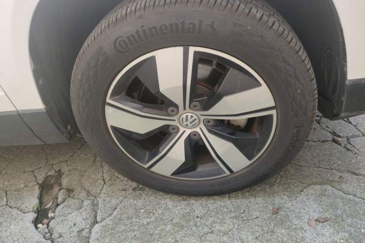 Used Volkswagen Tharu 2020 280TSI Two-Wheel Drive Comfort Edition China VI Standard Right Front Wheel Hub