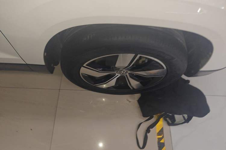 Used Volkswagen Tharu 2020 280TSI Two-Wheel Drive Comfort Edition China VI Standard Right Front Wheel Hub