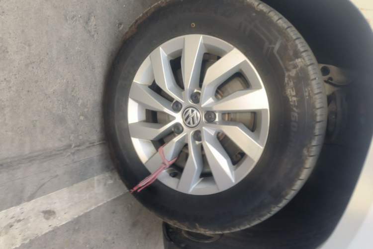 Used Volkswagen Tharu 2020 280TSI Two-Wheel Drive Trend Edition China VI Standard Right Front Wheel Hub