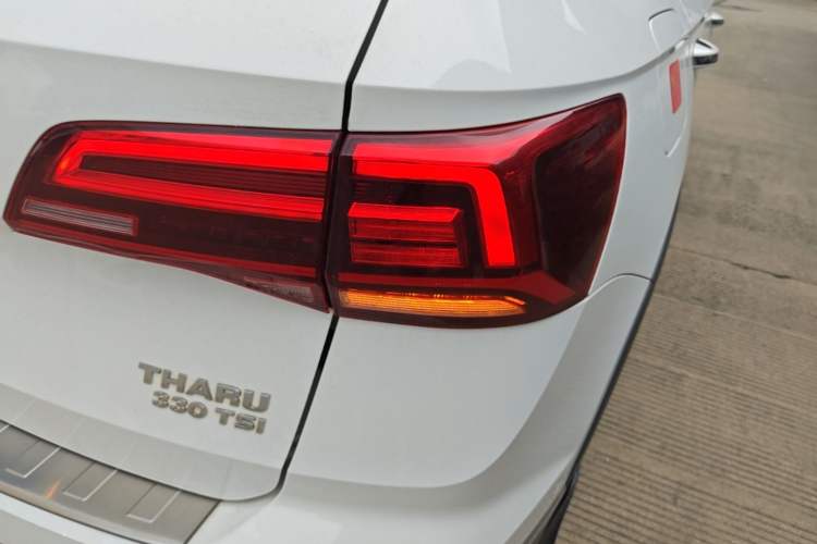 Used Volkswagen Tharu 2020 Revised Version 330TSI Four-Wheel Drive Flagship Edition China VI Right Rear Taillight