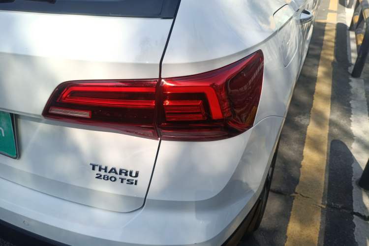 Used Volkswagen Tharu 2020 280TSI Two-Wheel Drive Comfort Edition China VI Standard Right Rear Taillight