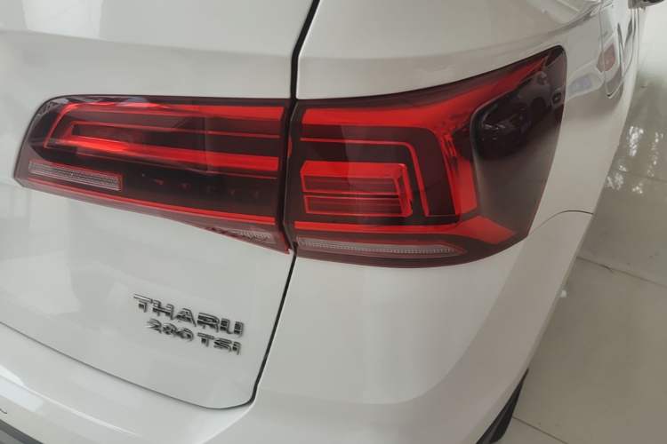 Used Volkswagen Tharu 2020 280TSI Two-Wheel Drive Comfort Edition China VI Standard Right Rear Taillight