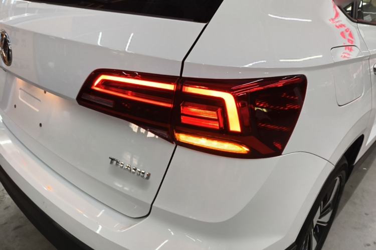 Used Volkswagen Tharu 2020 280TSI Two-Wheel Drive Comfort Edition China VI Standard Right Rear Taillight