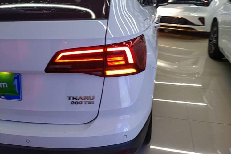 Used Volkswagen Tharu 2020 280TSI Two-Wheel Drive Comfort Edition China VI Standard Right Rear Taillight
