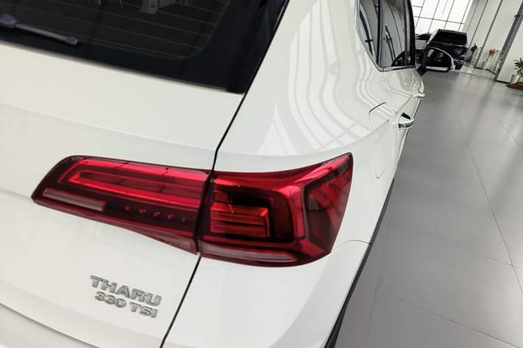 Used Volkswagen Tharu 2020 Revised Version 330TSI Four-Wheel Drive Flagship Edition China VI Right Rear Taillight