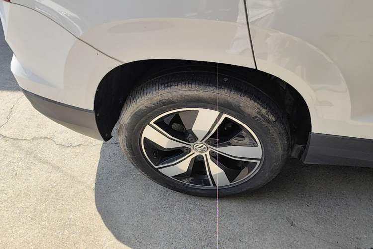 Used Volkswagen Tharu 2020 280TSI Two-Wheel Drive Comfort Edition China VI Standard Right Rear Wheel Hub