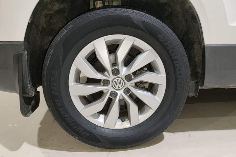 Used Volkswagen Tharu 2020 280TSI Two-Wheel Drive Trend Edition China VI Standard Right Rear Wheel Hub