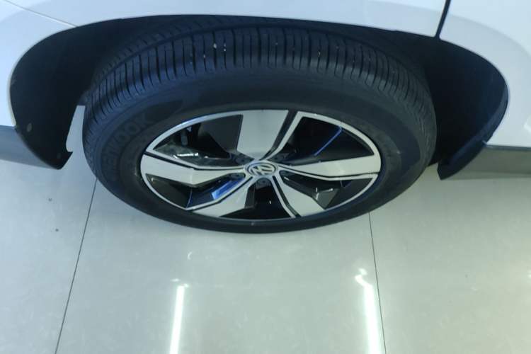 Used Volkswagen Tharu 2020 280TSI Two-Wheel Drive Comfort Edition China VI Standard Right Rear Wheel Hub