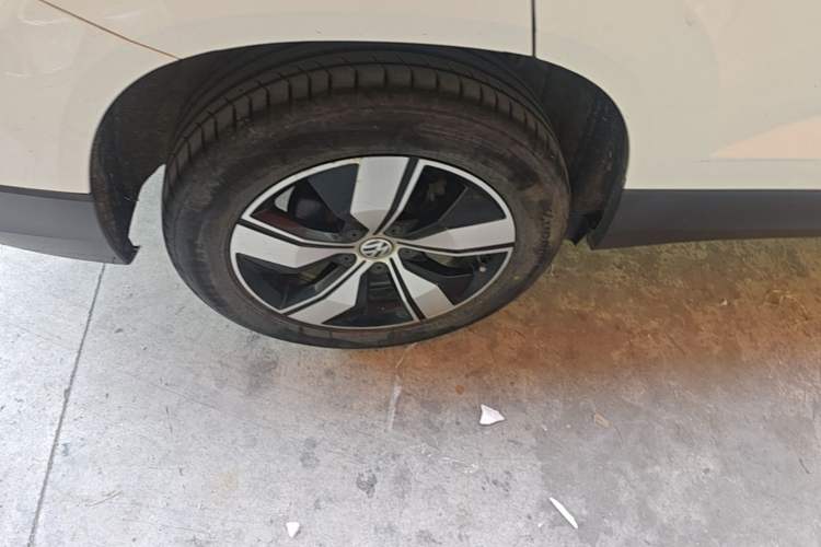 Used Volkswagen Tharu 2020 280TSI Two-Wheel Drive Comfort Edition China VI Standard Right Rear Wheel Hub