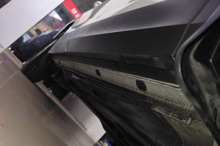 Used Volkswagen Tharu 2020 280TSI Two-Wheel Drive Trend Edition China VI Standard Right Side Sill
