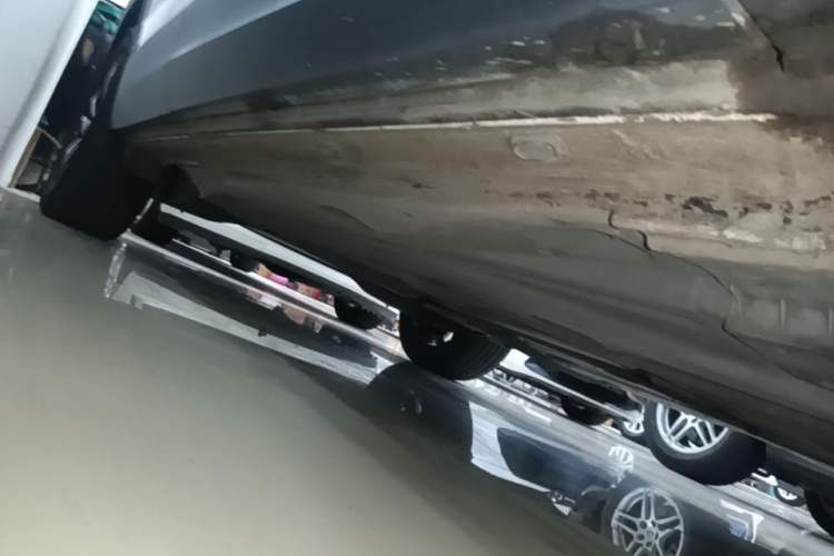 Used Volkswagen Tharu 2020 280TSI Two-Wheel Drive Luxury Plus Version China VI Standard Right Side Sill
