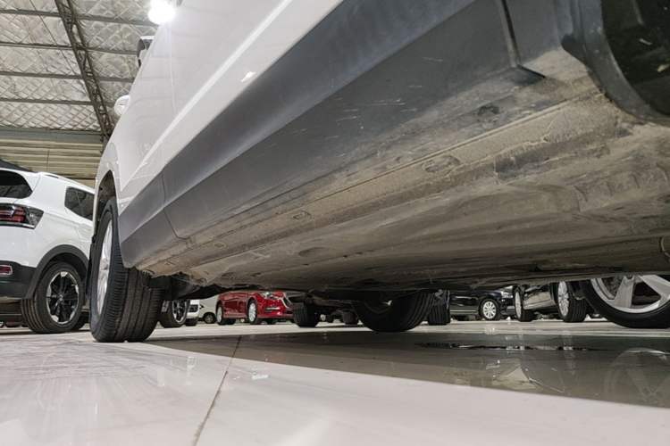 Used Volkswagen Tharu 2020 280TSI Two-Wheel Drive Trend Edition China VI Standard Right Side Sill