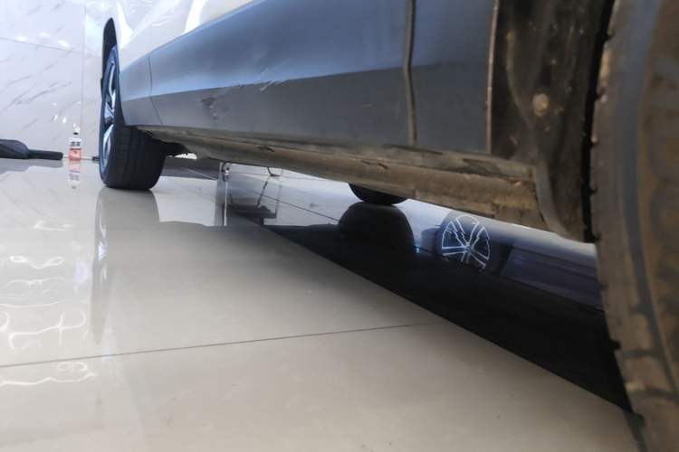 Used Volkswagen Tharu 2020 280TSI Two-Wheel Drive Comfort Edition China VI Standard Right Side Sill