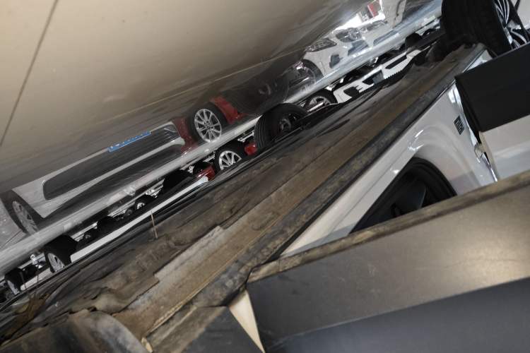 Used Volkswagen Tharu 2020 280TSI Two-Wheel Drive Luxury Edition China VI Standard Right Side Sill