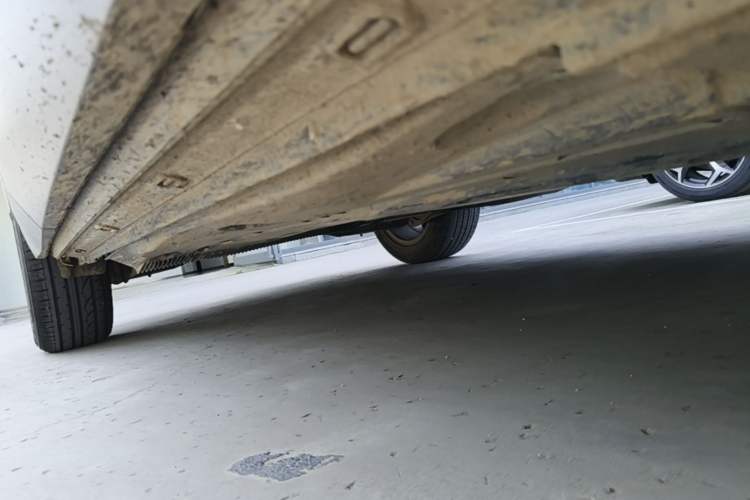 Used Volkswagen Tharu 2020 280TSI Two-Wheel Drive Comfort Edition China VI Standard Right Side Sill