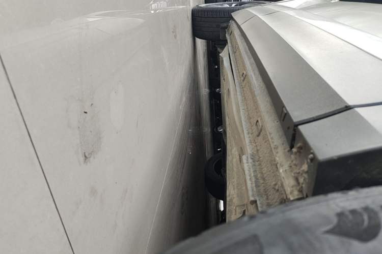 Used Volkswagen Tharu 2020 280TSI Two-Wheel Drive Luxury Edition China VI Standard Right Side Sill
