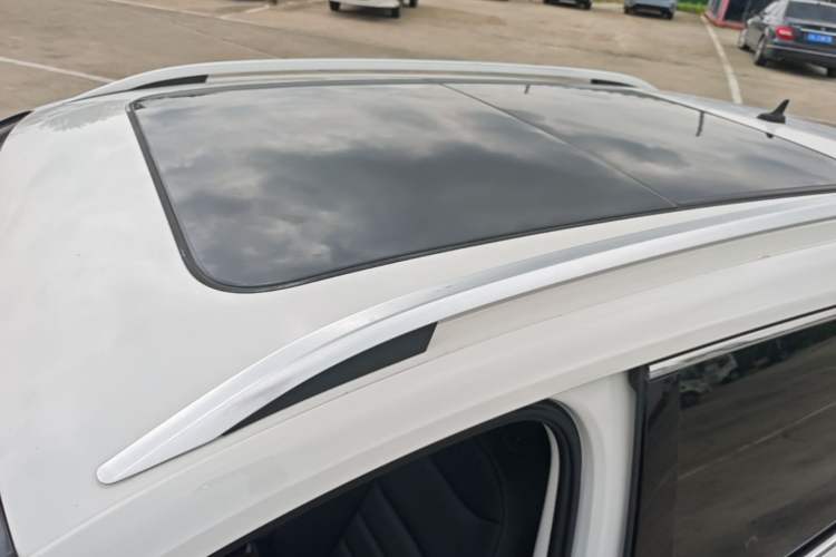 Used Volkswagen Tharu 2020 280TSI Two-Wheel Drive Luxury Edition China VI Standard Roof