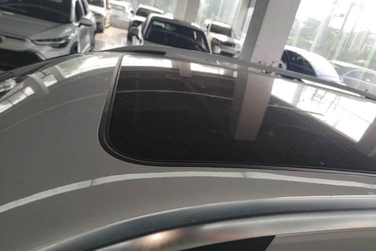 Used Volkswagen Tharu 2020 280TSI Two-Wheel Drive Comfort Edition China VI Standard Roof