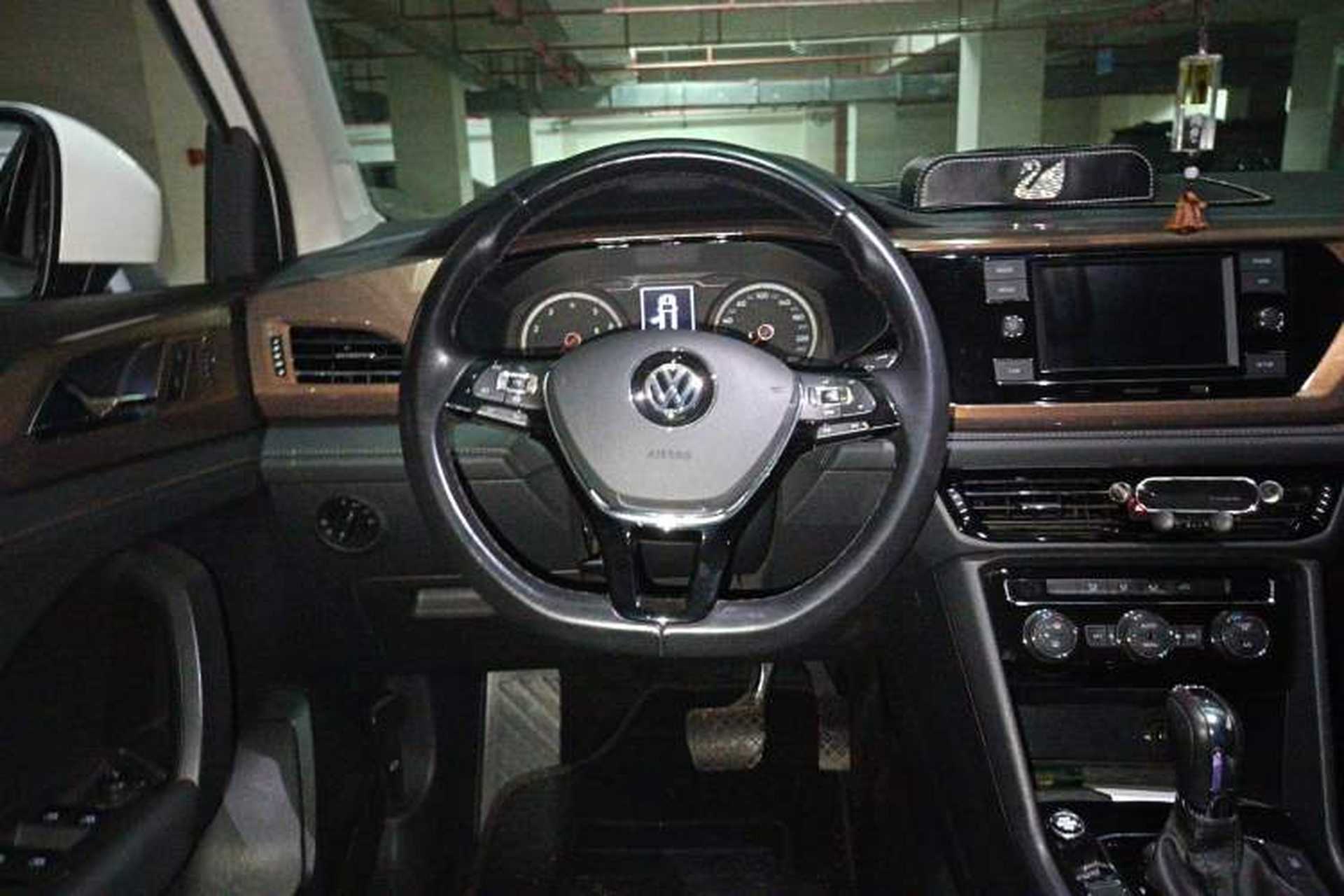 Used Volkswagen Tharu 2020 280TSI Two-Wheel Drive Comfort Edition China VI Standard Steering Wheel