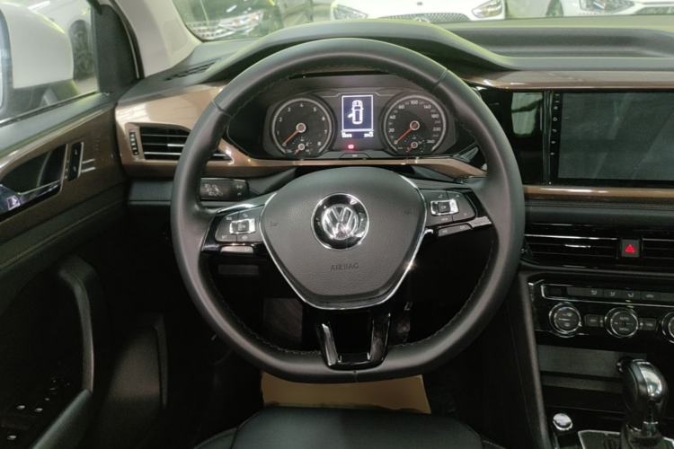 Used Volkswagen Tharu 2020 280TSI Two-Wheel Drive Comfort Edition China VI Standard Steering Wheel