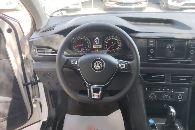 Used Volkswagen Tharu 2020 280TSI Two-Wheel Drive Trend Edition China VI Standard Steering Wheel