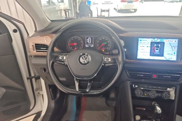 Used Volkswagen Tharu 2020 280TSI Two-Wheel Drive Comfort Edition China VI Standard Steering Wheel