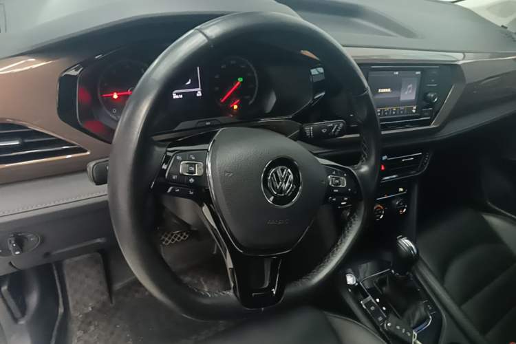 Used Volkswagen Tharu 2020 280TSI Two-Wheel Drive Comfort Edition China VI Standard Steering Wheel