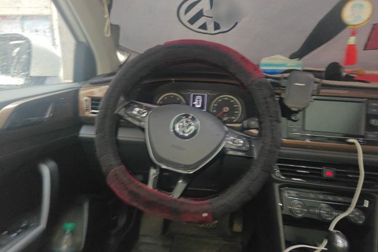 Used Volkswagen Tharu 2020 280TSI Two-Wheel Drive Comfort Edition China VI Standard Steering Wheel