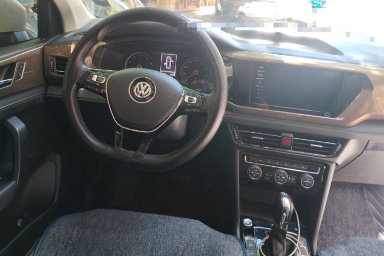 Used Volkswagen Tharu 2020 280TSI Two-Wheel Drive Luxury Plus Version China VI Standard Steering Wheel