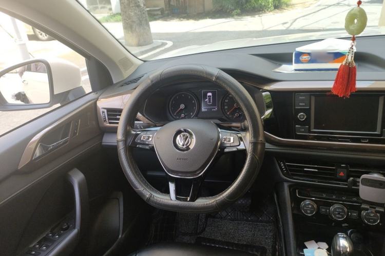 Used Volkswagen Tharu 2020 280TSI Two-Wheel Drive Comfort Edition China VI Standard Steering Wheel