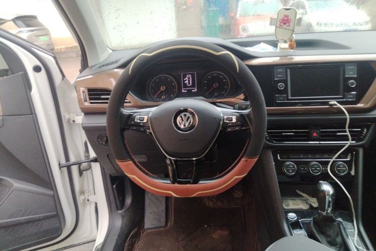 Used Volkswagen Tharu 2020 280TSI Two-Wheel Drive Comfort Edition China VI Standard Steering Wheel