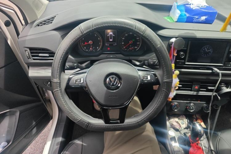 Used Volkswagen Tharu 2020 280TSI Two-Wheel Drive Trend Edition China VI Standard Steering Wheel