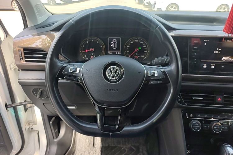 Used Volkswagen Tharu 2020 330TSI All-Wheel-Drive Luxury Edition China VI Standard Steering Wheel