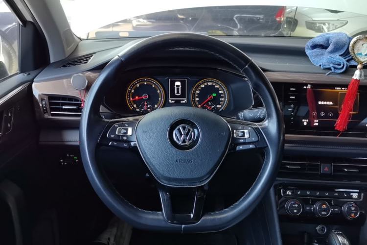 Used Volkswagen Tharu 2020 280TSI Two-Wheel Drive Luxury Plus Version China VI Standard Steering Wheel