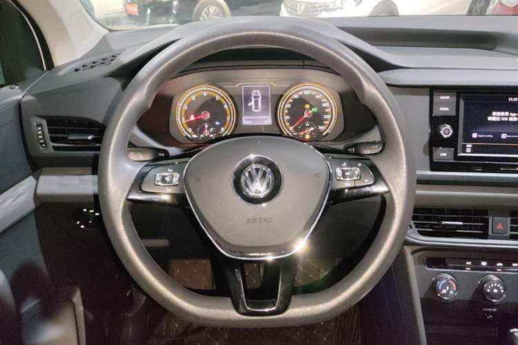 Used Volkswagen Tharu 2020 280TSI Two-Wheel Drive Trend Edition China VI Standard Steering Wheel