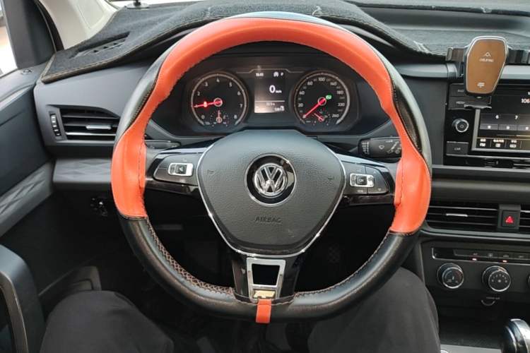 Used Volkswagen Tharu 2020 280TSI Two-Wheel Drive Trend Edition China VI Standard Steering Wheel