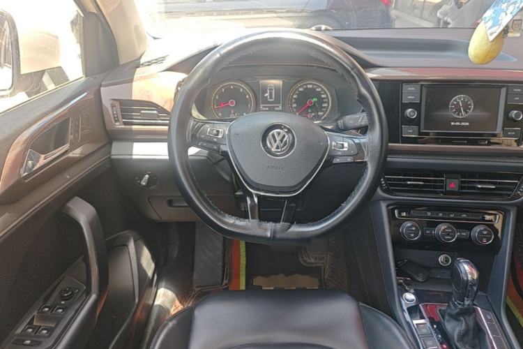 Used Volkswagen Tharu 2020 280TSI Two-Wheel Drive Comfort Edition China VI Standard Steering Wheel